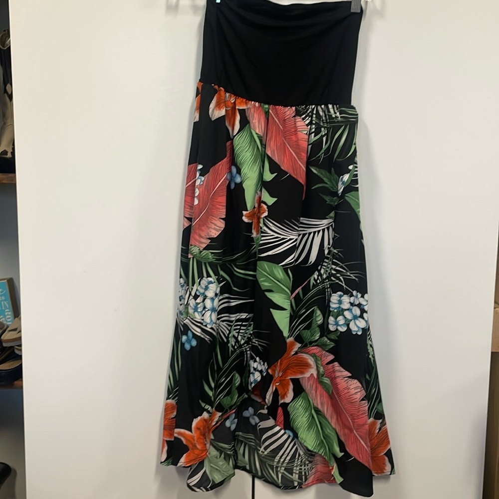 New SHEIN VCay floral Hawaiian strapless  dress.  Sexy.  Luau.  Split front